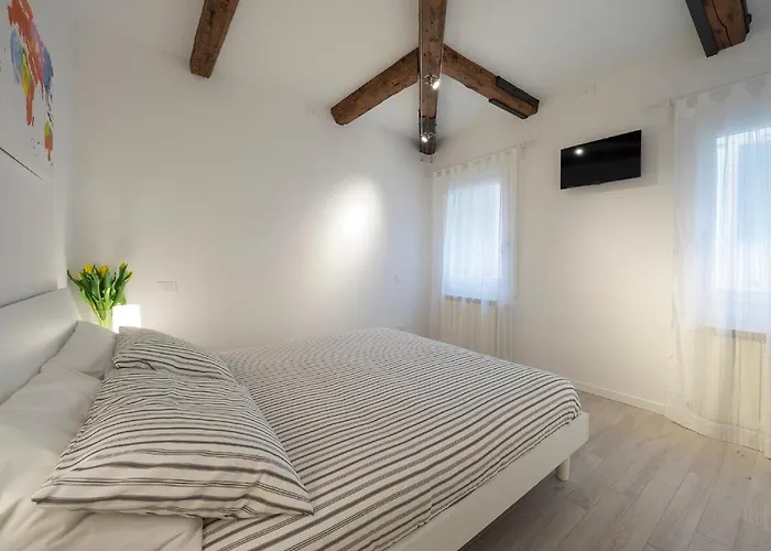 Apartman Ss Giovanni E Paolo By Wonderful Italy